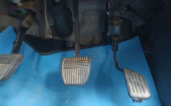 TOYOTA AVANZA 1.3 G