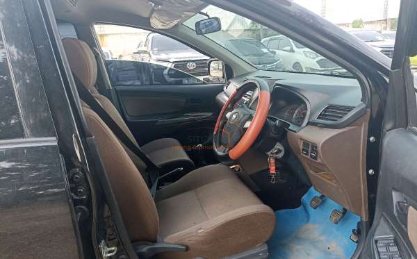TOYOTA AVANZA 1.3 G