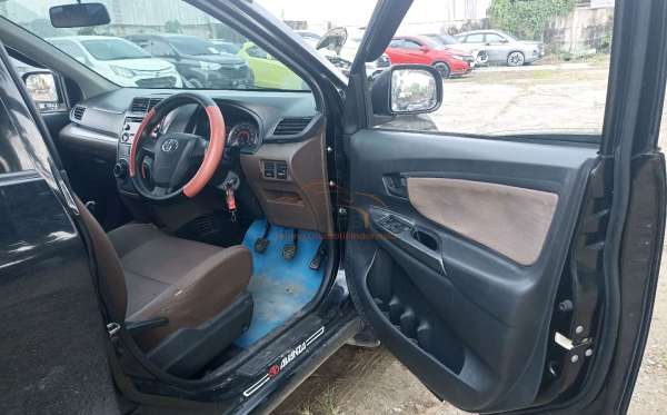 TOYOTA AVANZA 1.3 G
