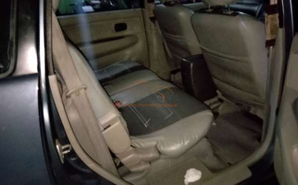 TOYOTA AVANZA
