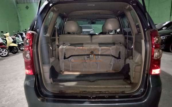 TOYOTA AVANZA