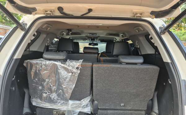 TOYOTA FORTUNER 2.4 VRZ