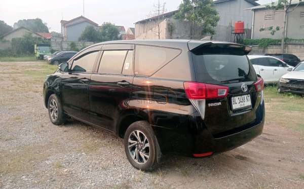 TOYOTA INNOVA 2.4 G