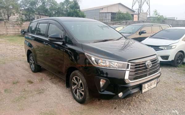 TOYOTA INNOVA 2.4 G