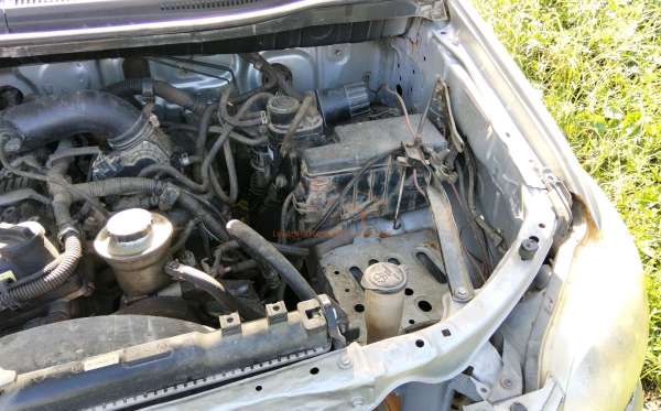 TOYOTA INNOVA G