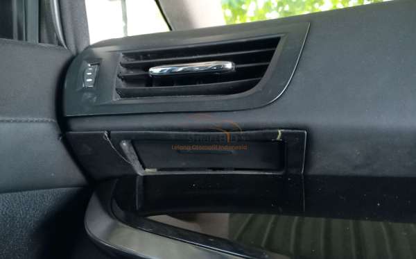 TOYOTA VELLFIRE 2.5G