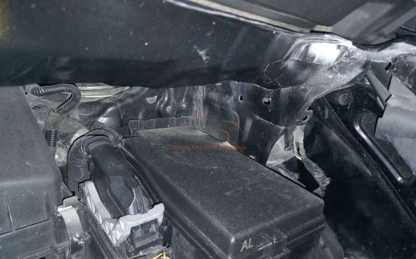 TOYOTA VELLFIRE 2.5G