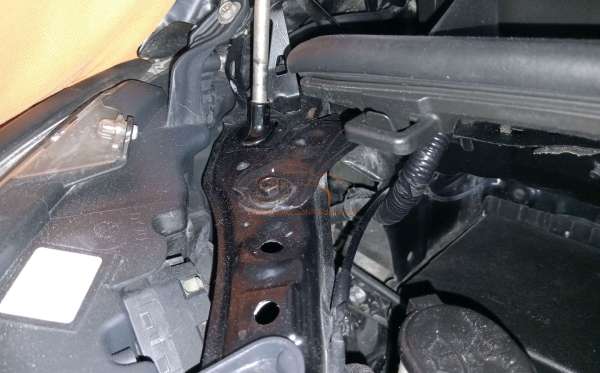 TOYOTA VELLFIRE 2.5G