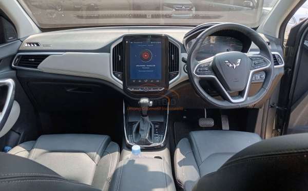 WULING ALMAZ 1.5L T LUX