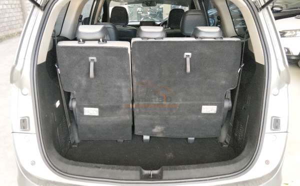 WULING CORTEZ 1.5C (4X2)