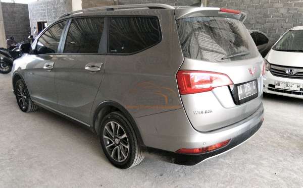 WULING CORTEZ 1.5C (4X2)
