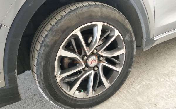WULING CORTEZ 1.5C (4X2)