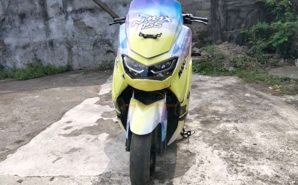 YAMAHA  NMAX