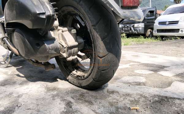 YAMAHA  NMAX