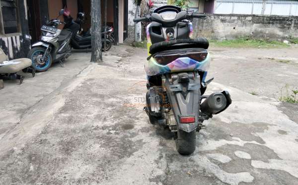 YAMAHA  NMAX