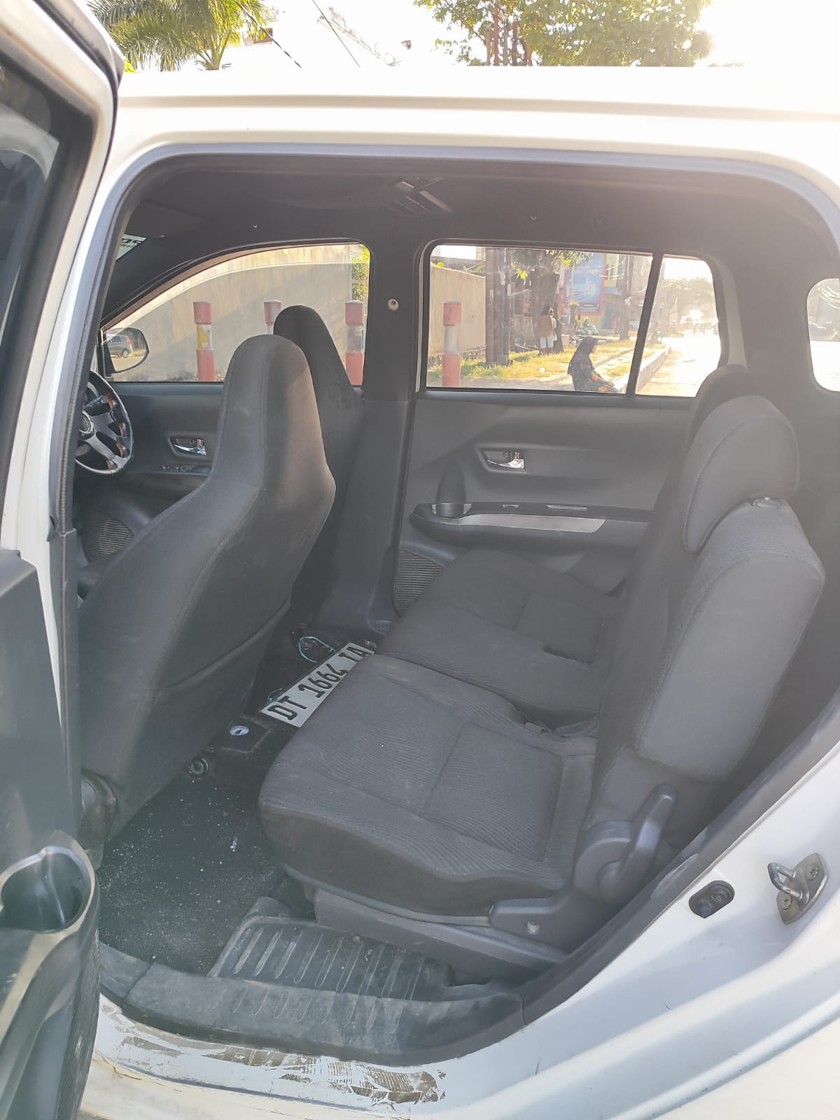 DAIHATSU SIGRA  R