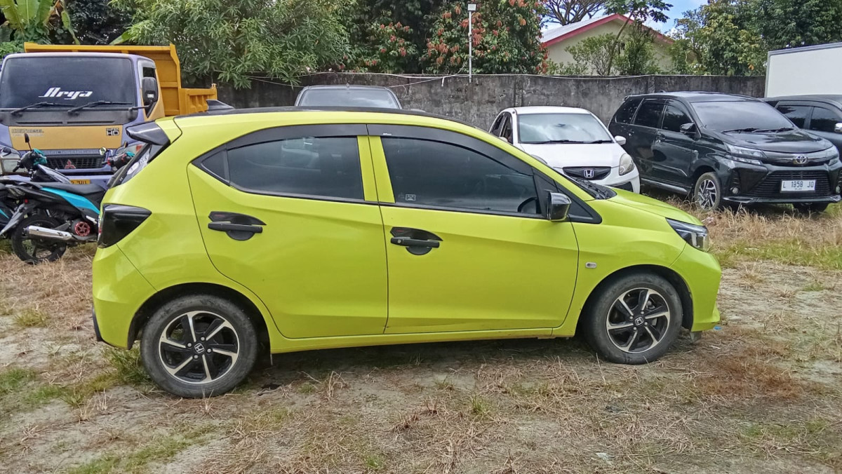 HONDA  BRIO  SATYA 1.2 E