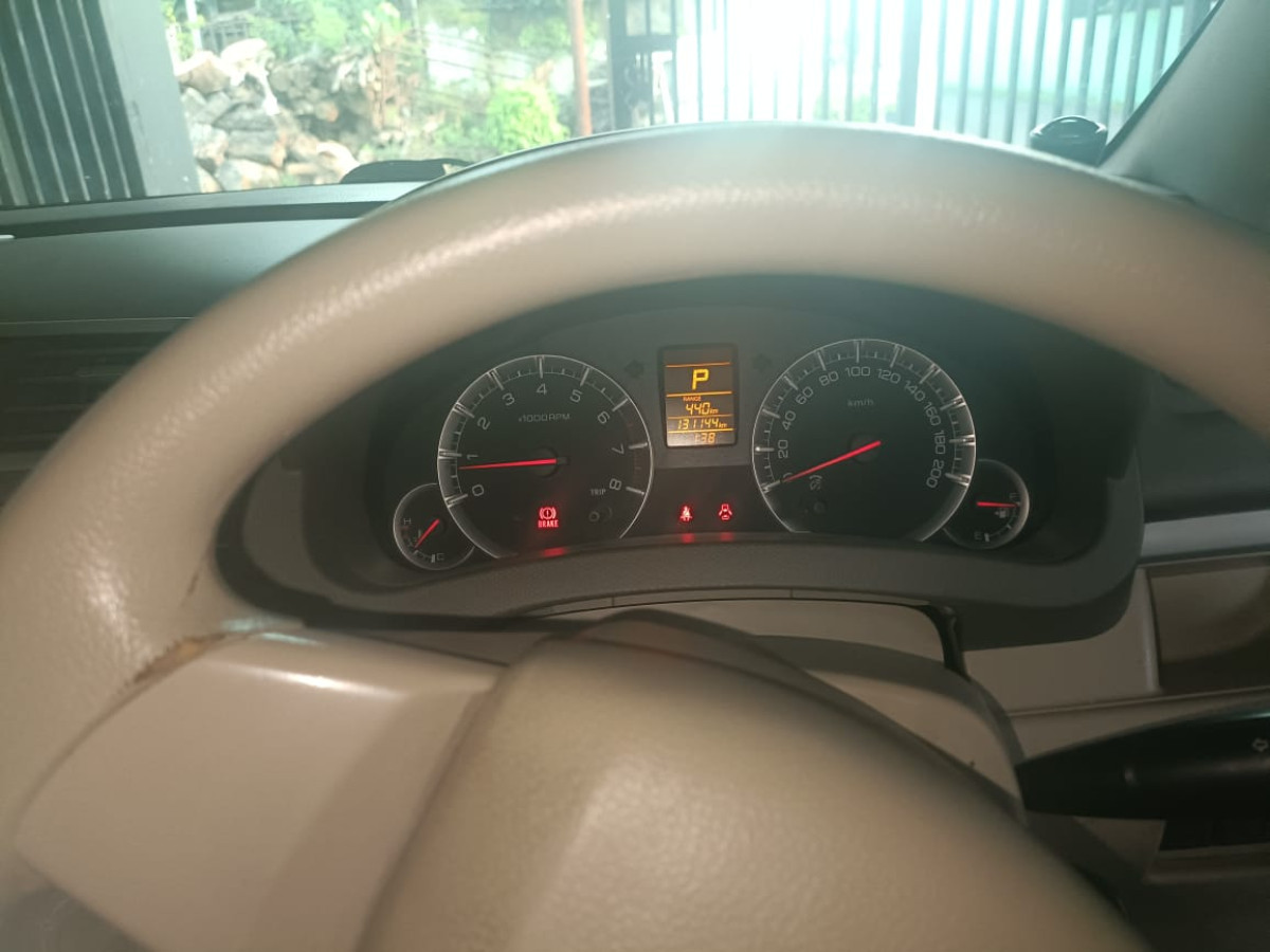 SUZUKI ERTIGA