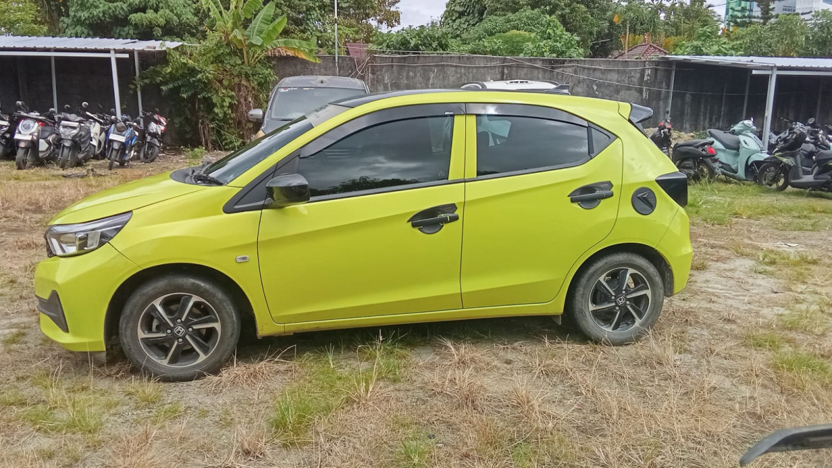HONDA  BRIO  SATYA 1.2 E