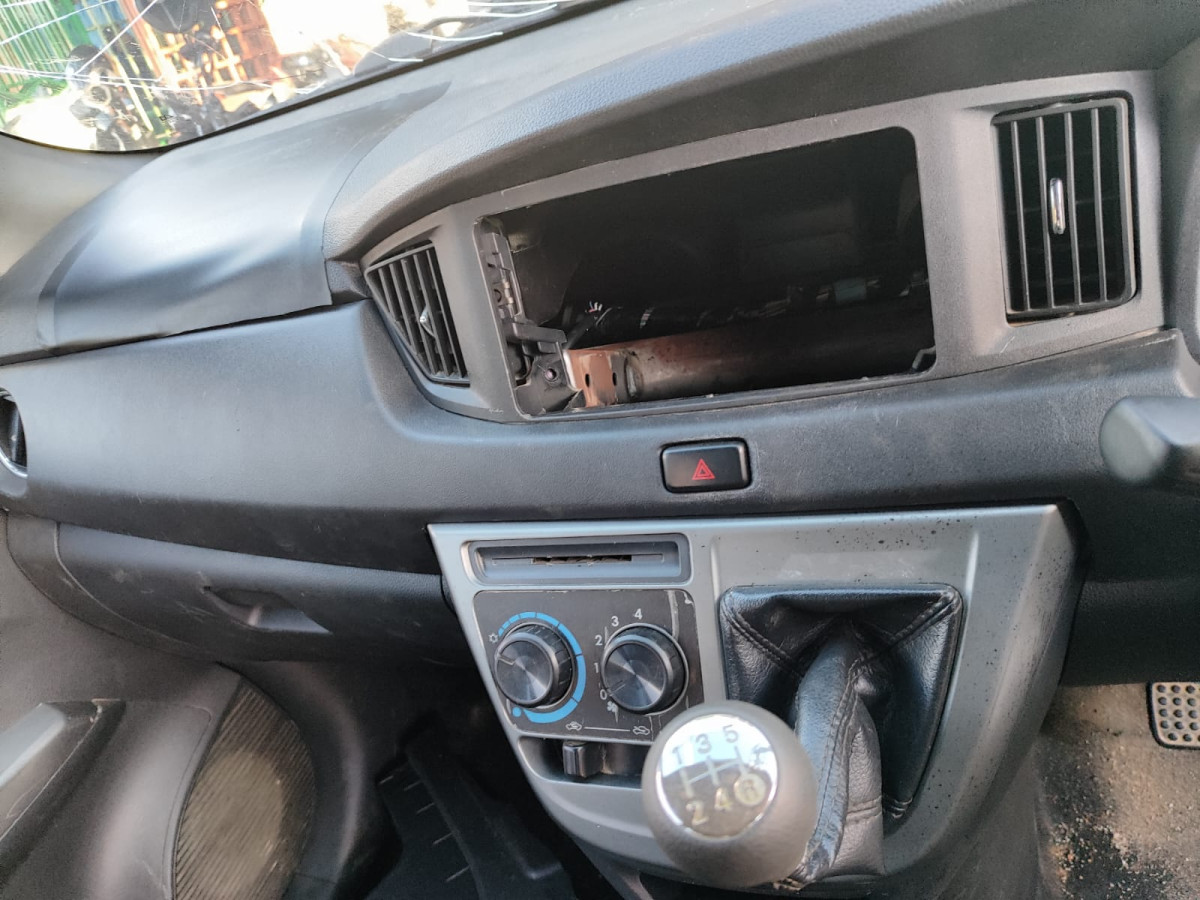DAIHATSU SIGRA  R