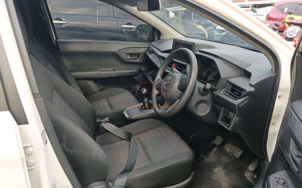 DAIHATSU AYLA