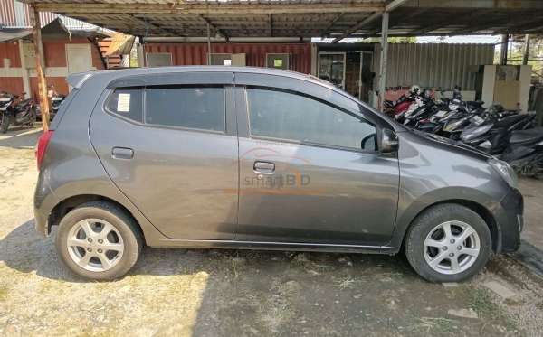 DAIHATSU AYLA 1.0 X
