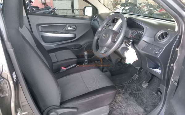 DAIHATSU AYLA 1.0 X