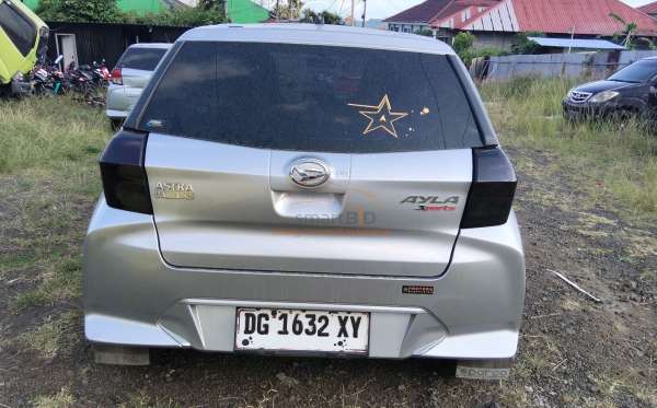 DAIHATSU  AYLA  1.0 M