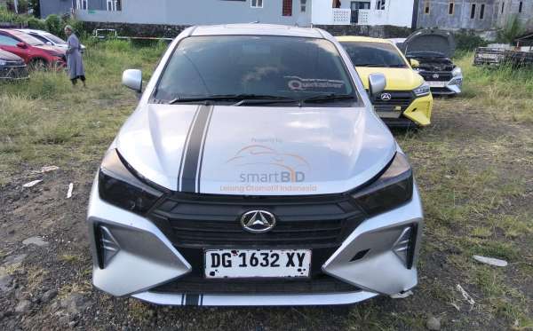 DAIHATSU  AYLA  1.0 M