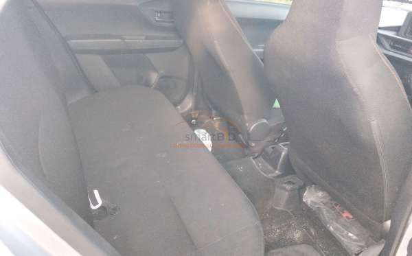 DAIHATSU  AYLA  1.0 M