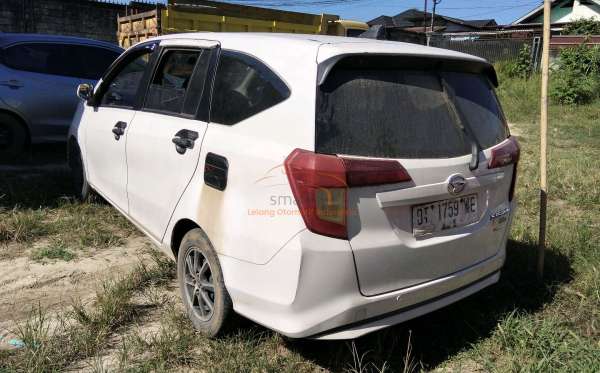 DAIHATSU SIGRA R