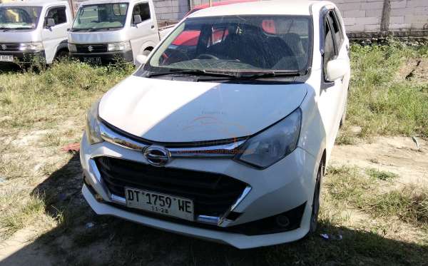 DAIHATSU SIGRA R