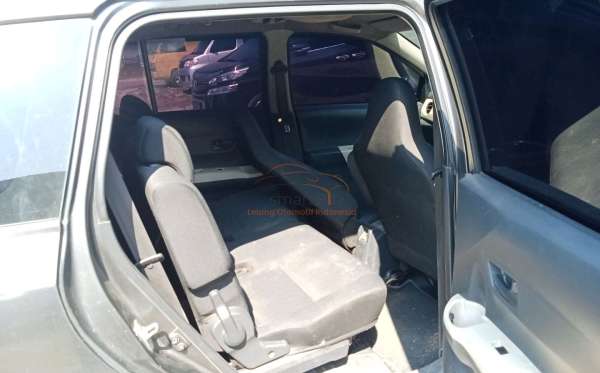 DAIHATSU SIGRA