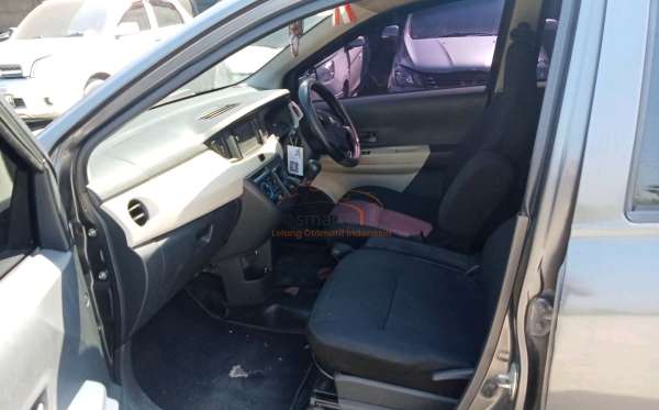 DAIHATSU SIGRA