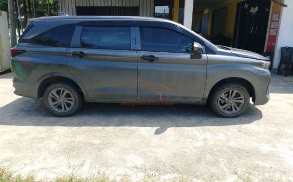 DAIHATSU XENIA X