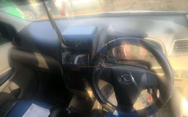 DAIHATSU XENIA