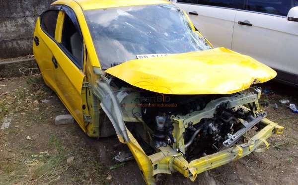 HONDA  BRIO  SATYA 1.2 E