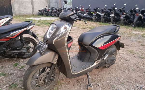 HONDA GENIO
