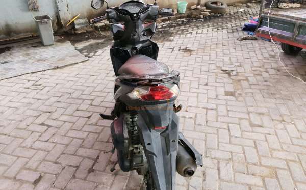 HONDA  VARIO 125
