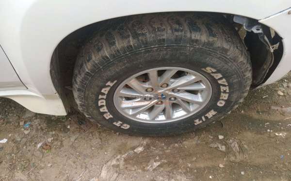MITSUBISHI PAJERO SPORT 2.5L GLX (4X4)