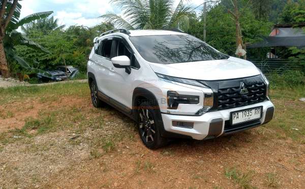 MITSUBISHI XPANDER CROSS 1.5 L