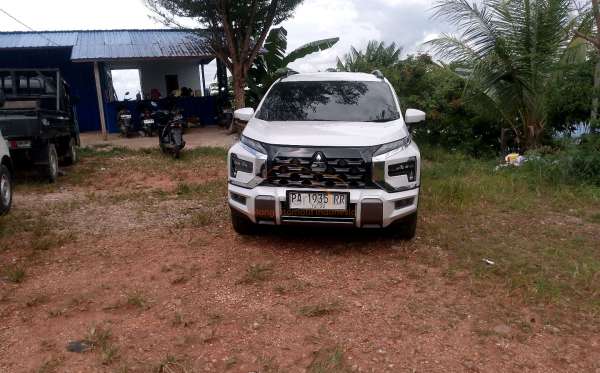 MITSUBISHI XPANDER CROSS 1.5 L