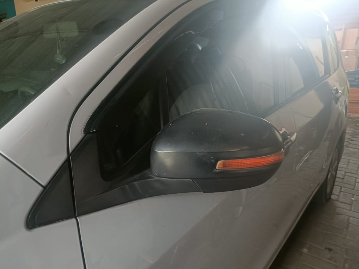 SUZUKI ERTIGA