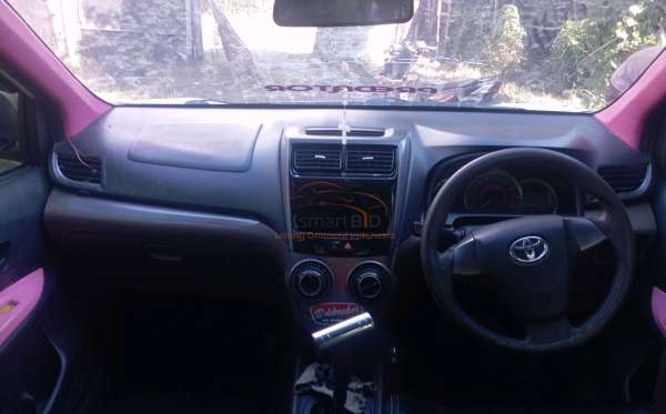 TOYOTA AVANZA G