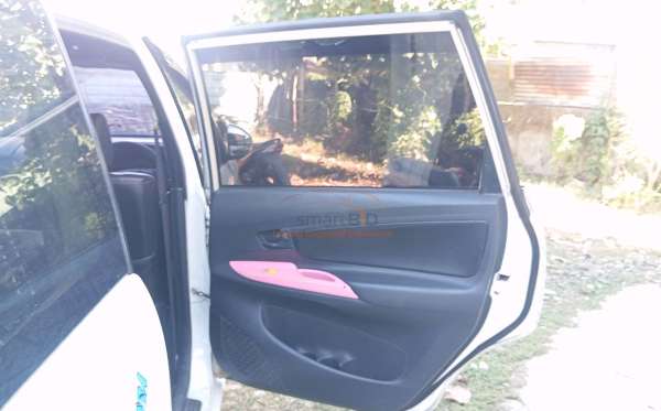 TOYOTA AVANZA G