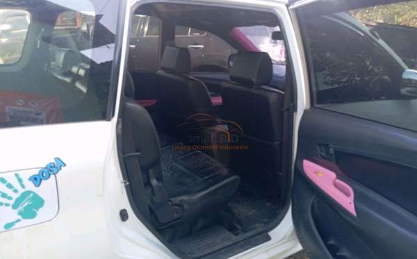 TOYOTA AVANZA G