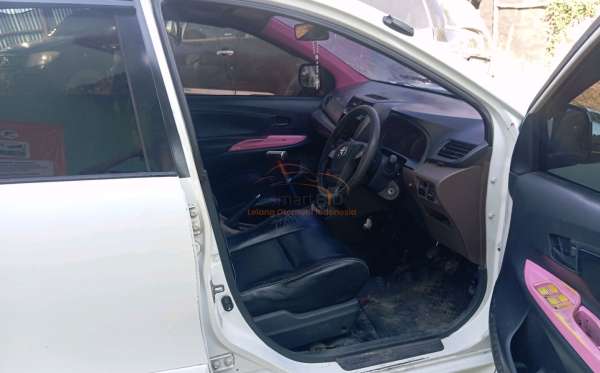 TOYOTA AVANZA G