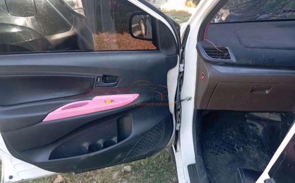 TOYOTA AVANZA G
