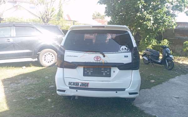 TOYOTA AVANZA G