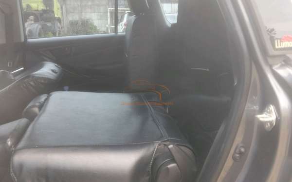 TOYOTA INNOVA